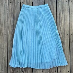Blue pleated skirt